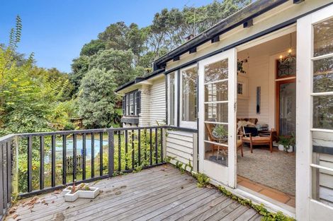 Photo of property in 353 Devon Street West, Lynmouth, New Plymouth, 4310