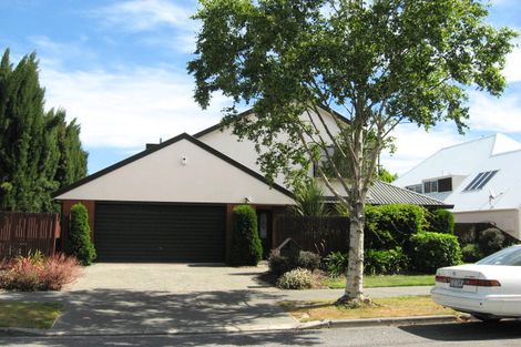 Photo of property in 114 Apsley Drive, Avonhead, Christchurch, 8042