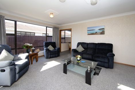 Photo of property in 25 Beach Road, North New Brighton, Christchurch, 8083