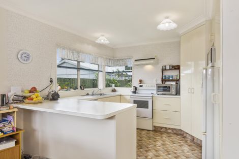 Photo of property in 15b Yatton Street, Greerton, Tauranga, 3112