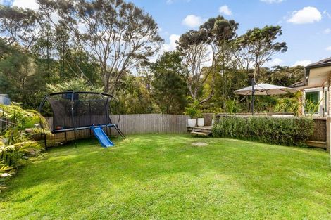 Photo of property in 16 Kunzea Place, Greenhithe, Auckland, 0632