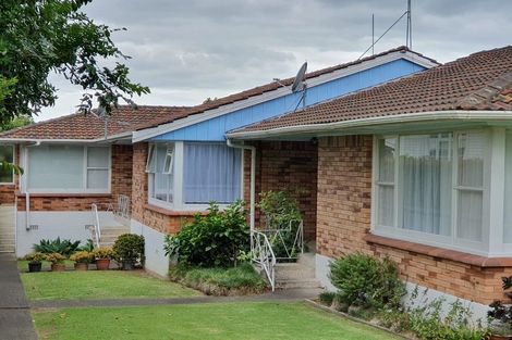 Photo of property in 2/4 Bennett Street, Mount Albert, Auckland, 1025