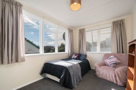 Photo of property in 42 Mckillop Street, Ranui, Porirua, 5024