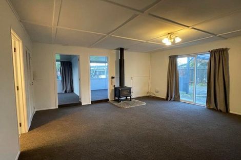 Photo of property in 2 Corilin Place, Mangakakahi, Rotorua, 3015