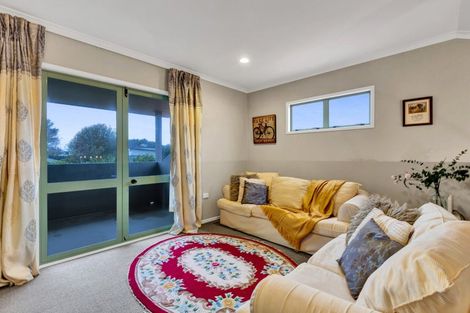 Photo of property in 96c Branch Road, Highlands Park, New Plymouth, 4312