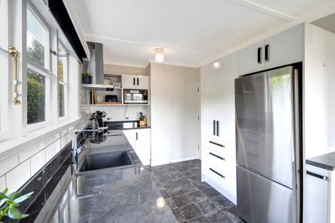 Photo of property in 7 Scotland Terrace, Green Island, Dunedin, 9018