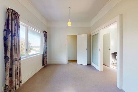 Photo of property in 3-5 Knoll Street, Island Bay, Wellington, 6023