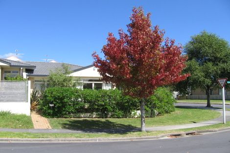 Photo of property in 5/1-5 Gleanor Avenue, Oteha, Auckland, 0632