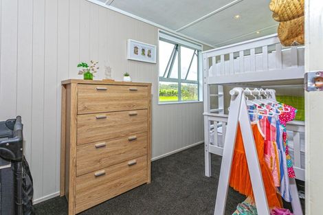 Photo of property in 103 Ocean Beach Road, Tairua, 3508