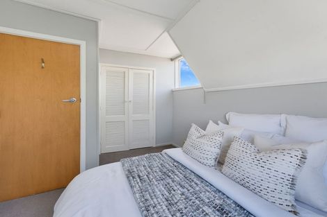 Photo of property in 1 Quinton Place, Bishopdale, Christchurch, 8053
