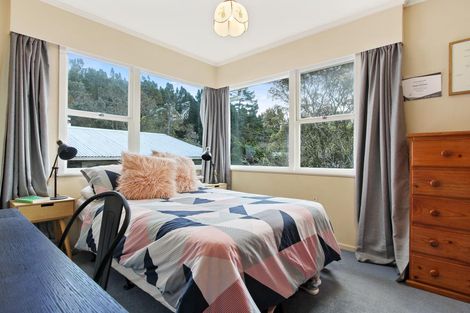 Photo of property in 22 Daffodil Street, Titirangi, Auckland, 0604