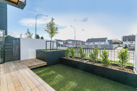 Photo of property in Frank Sargeson Apts, 1/74g Anzac Street, Takapuna, Auckland, 0622