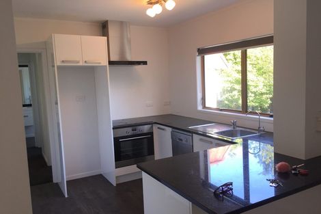 Photo of property in 1/18 Teviot Place, Totara Vale, Auckland, 0629