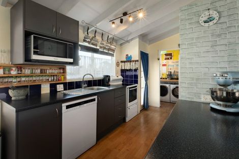 Photo of property in 9 Menzies Place, Paeroa, 3600