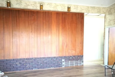 Photo of property in 40 West Coast Road, Glen Eden, Auckland, 0602