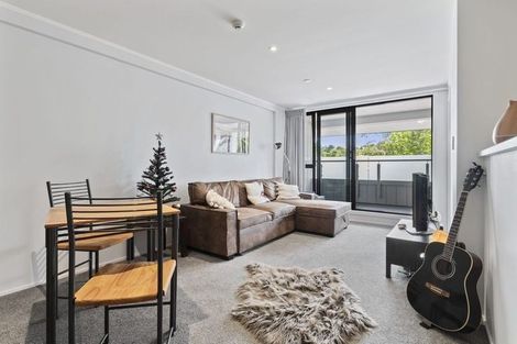 Photo of property in 9a/30 Westward Ho, Glen Eden, Auckland, 0602