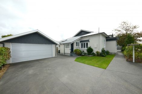 Photo of property in 124 Purchas Street, Edgeware, Christchurch, 8013