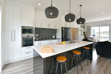 Photo of property in 9 Kaipuke Crescent, Gulf Harbour, Whangaparaoa, 0930