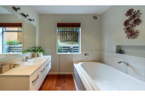 Photo of property in 98 Holliss Avenue, Cashmere, Christchurch, 8022