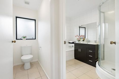 Photo of property in 26 Summermist Drive, Northpark, Auckland, 2013