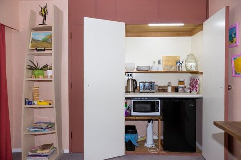 Photo of property in 37 Barnard Avenue, Maraenui, Napier, 4110