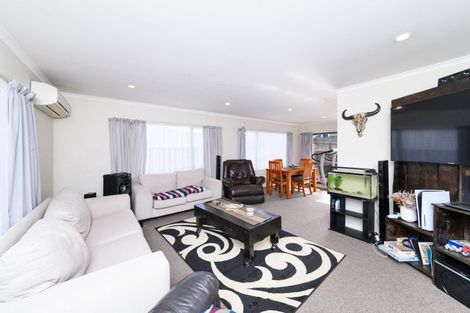 Photo of property in 62 Fraser Drive, Feilding, 4702