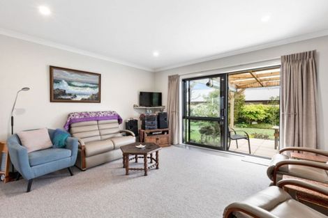 Photo of property in 86a Margaret Drive, Omokoroa, 3114