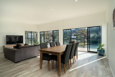 Photo of property in 19 Parawera Drive, Acacia Bay, Taupo, 3330