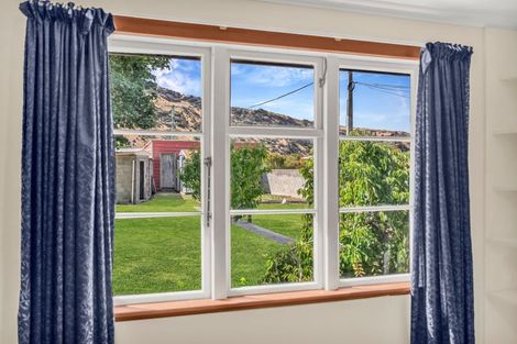 Photo of property in 11 Jedburgh Street, Roxburgh, 9500