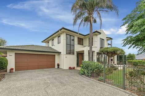 Photo of property in 25b Woodgers Way, Somerville, Auckland, 2014