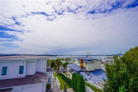 Photo of property in 25 Dunedin Street, Saint Marys Bay, Auckland, 1011