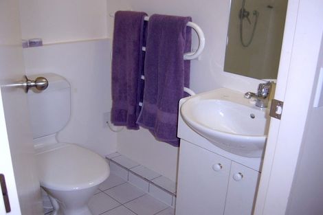 Photo of property in Terrace Tower Apartments, 6e/126 The Terrace, Wellington Central, Wellington, 6011