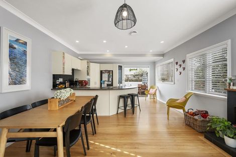 Photo of property in 40 The Parade, Island Bay, Wellington, 6023