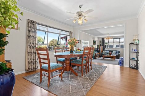 Photo of property in 7 Brooklyn Road, Carterton, 5713