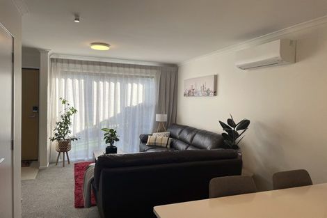 Photo of property in 65 Manarini Road, Westgate, Auckland, 0614