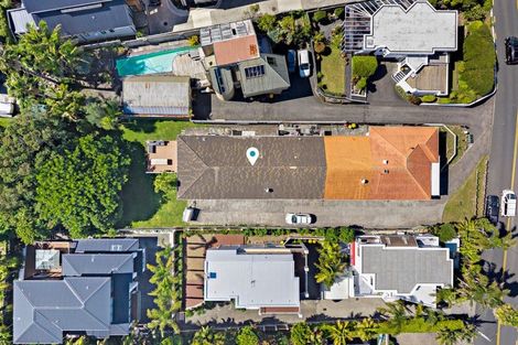 Photo of property in 2/16 Beach Road, Castor Bay, Auckland, 0620