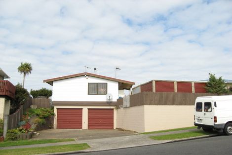 Photo of property in 8 Camellia Avenue, Bell Block, New Plymouth, 4312