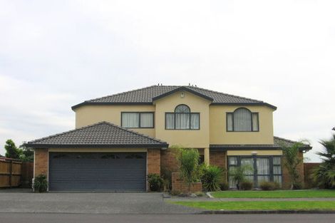 Photo of property in 8 Pelargonium Terrace, Goodwood Heights, Auckland, 2105