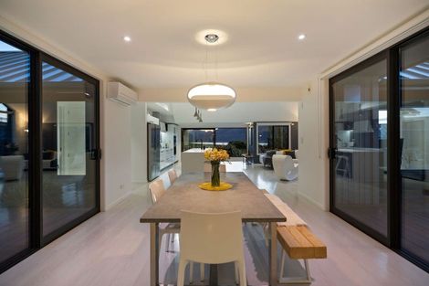 Photo of property in 37 Hackett Road, Jacks Point, Queenstown, 9371