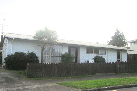 Photo of property in 16 Maple Grove, Maungaraki, Lower Hutt, 5010