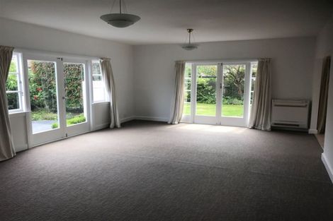 Photo of property in 60 Hamilton Avenue, Ilam, Christchurch, 8041