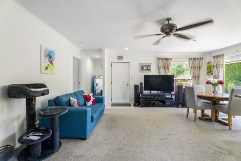 Photo of property in 1/22 Ellenbury Place, Stanmore Bay, Whangaparaoa, 0932