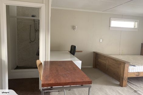 Photo of property in 177 Coronation Road, Hillcrest, Auckland, 0627