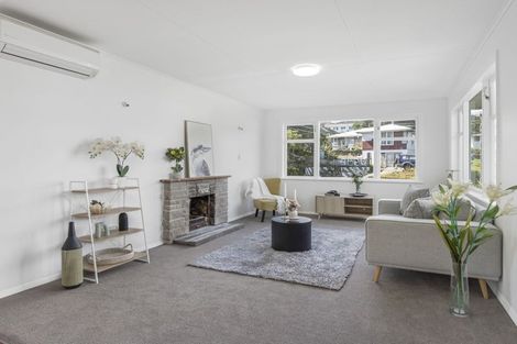 Photo of property in 6 Hampshire Street, Cannons Creek, Porirua, 5024