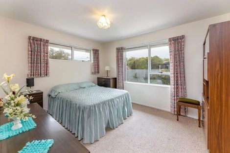 Photo of property in 22 Kennedys Bush Road, Halswell, Christchurch, 8025