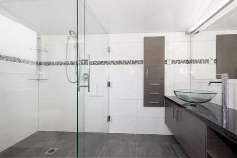 Photo of property in 48 Samwell Drive, Whitby, Porirua, 5024