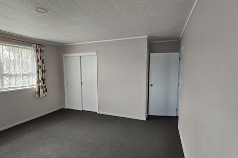 Photo of property in 20 Foyle Place, Glendene, Auckland, 0602