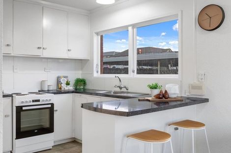 Photo of property in 1/1252 Cameron Road, Gate Pa, Tauranga, 3112