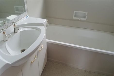 Photo of property in 6 Hughson Street, Waitara, 4320