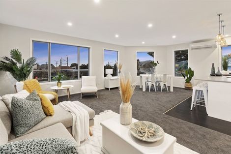 Photo of property in 87 Saint Andrews Road, Plimmerton, Porirua, 5026